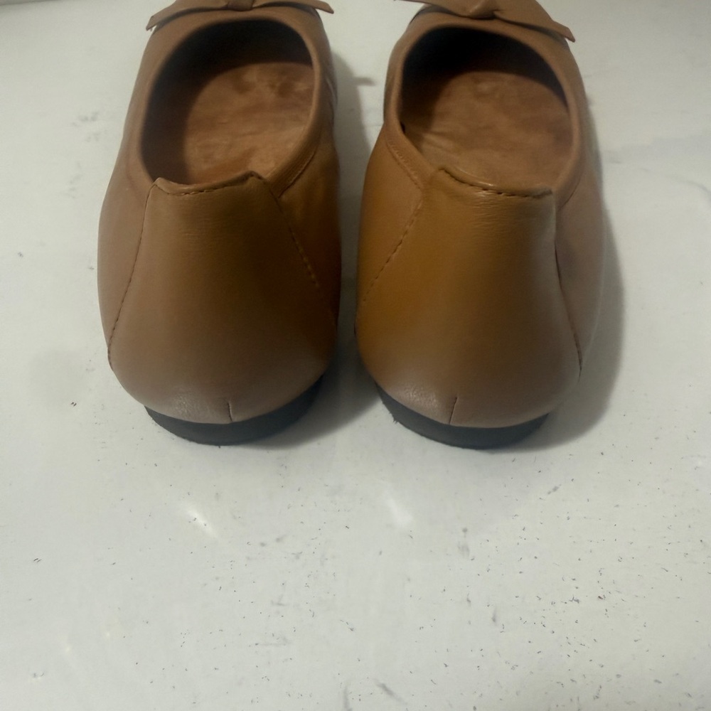 Leather ballet flats,Vionic Amorie Skimmers in new conditions orthopedic comfort - Picture 4 of 16